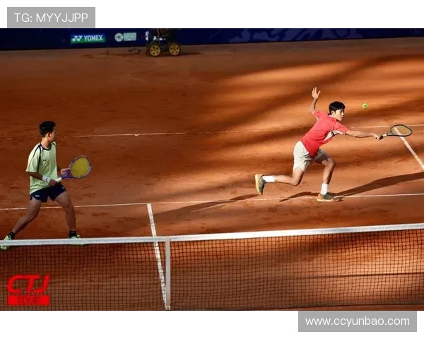 新赛季网球赛场群星闪耀中国选手表现引关注大满贯走势与世界排名变化成焦点